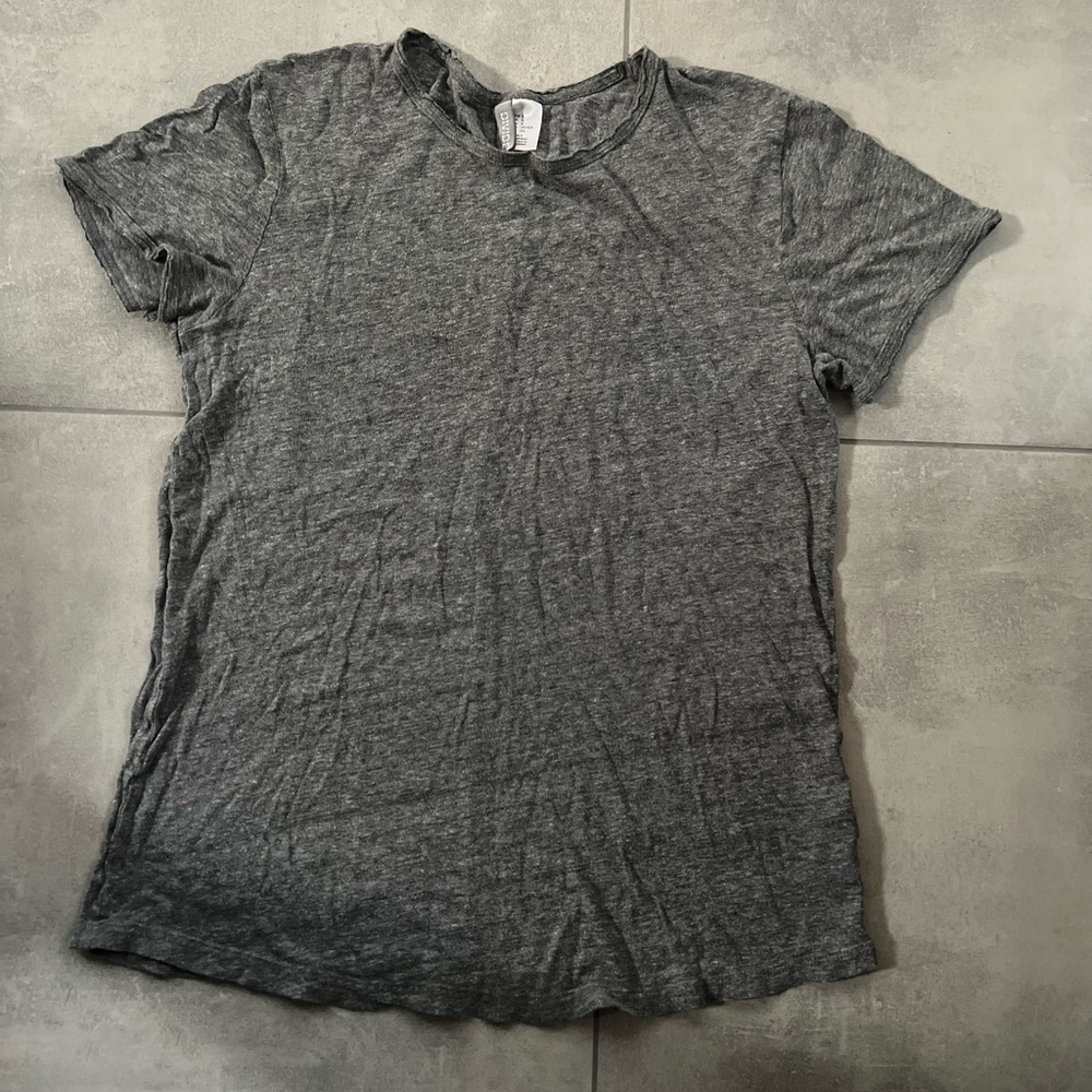 Men’s Small Dark Gray Basic Shirt
